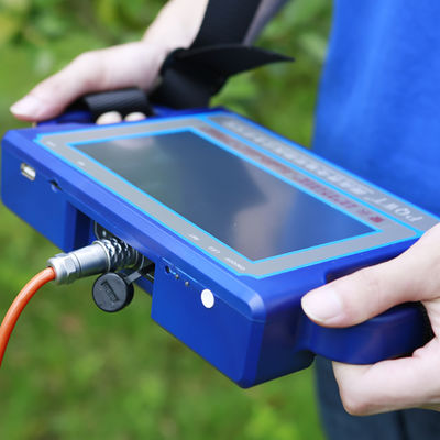PQWT S500 जल डिटेक्टर 0-2000mV रेंज रिचार्जेबल लिथियम बैटरी और भूजल का पता लगाने के लिए कई आवृत्ति के साथ