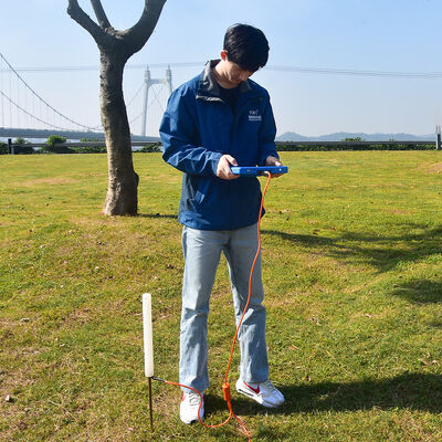 पीक्यूडब्ल्यूटी टीसी500 जल डिटेक्टर भूभौतिकीय सर्वेक्षण उपकरण 92% सटीकता के साथ भूमिगत जल का पता लगाने के लिए बहु-आवृत्ति और स्वचालित मानचित्रण