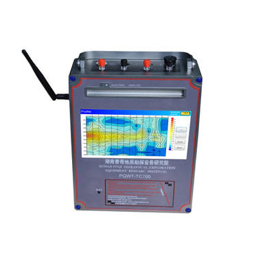 PQWT TC1200 डीप ग्राउंड वाटर डिटेक्टर / वाटर फाइंडिंग मशीन गहराई 600m 900m 1500m